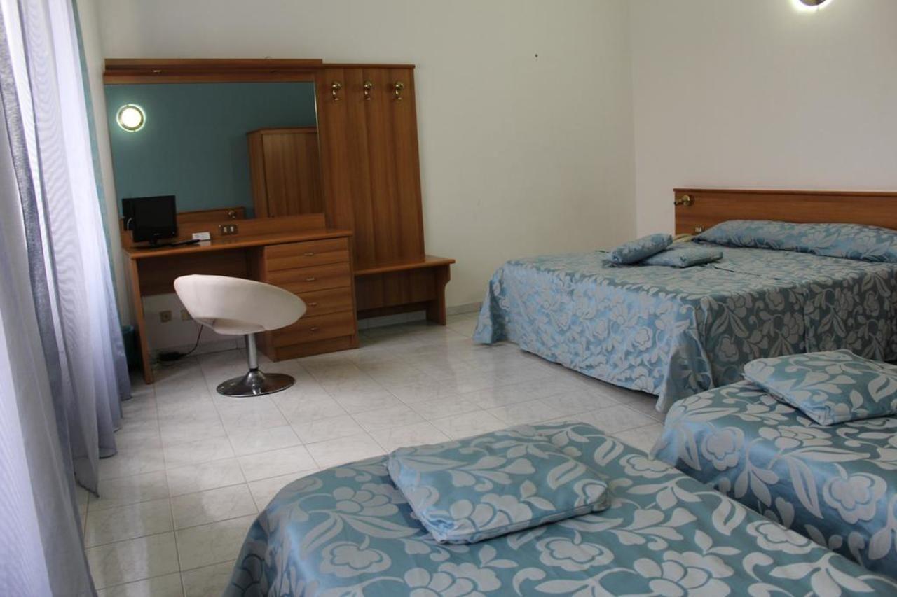 Hotel Santa Marta Pozzuoli Zewnętrze zdjęcie