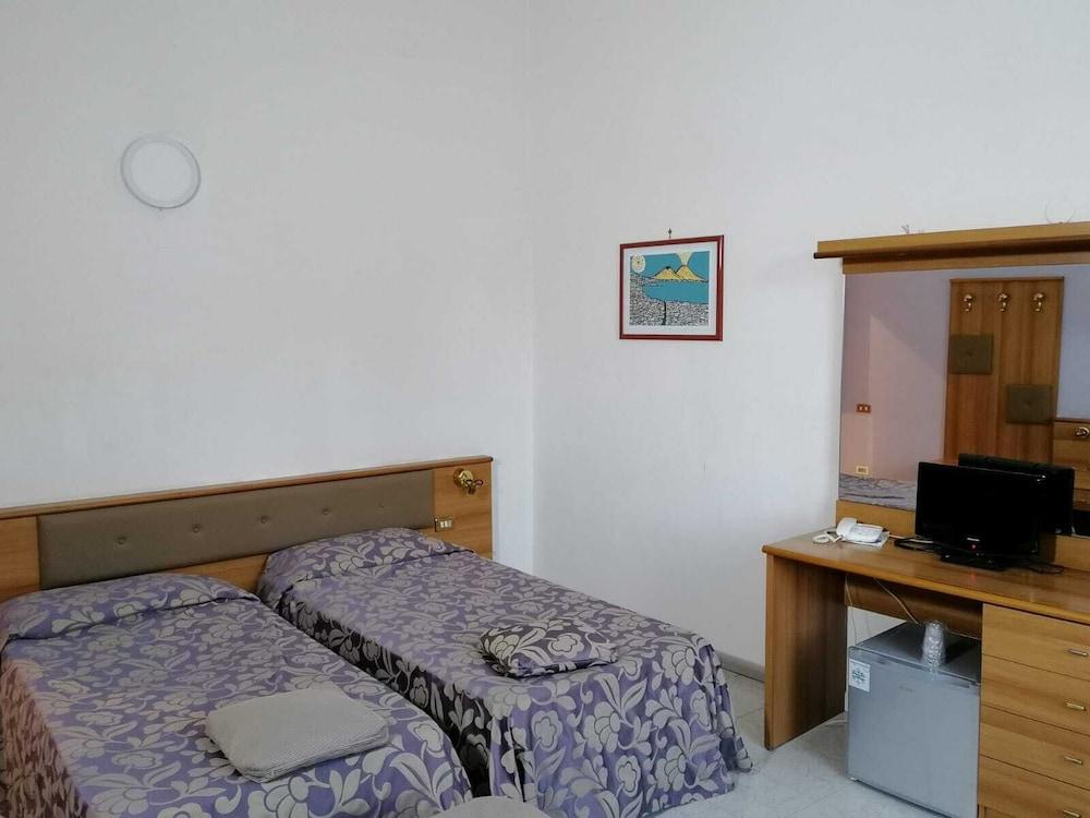 Hotel Santa Marta Pozzuoli Zewnętrze zdjęcie