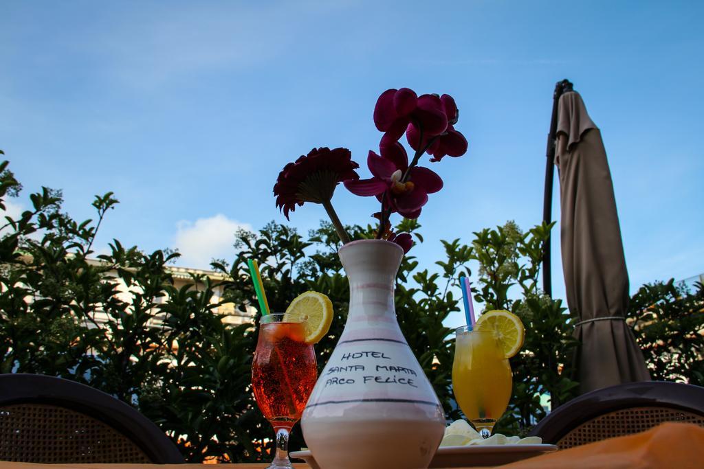 Hotel Santa Marta Pozzuoli Zewnętrze zdjęcie